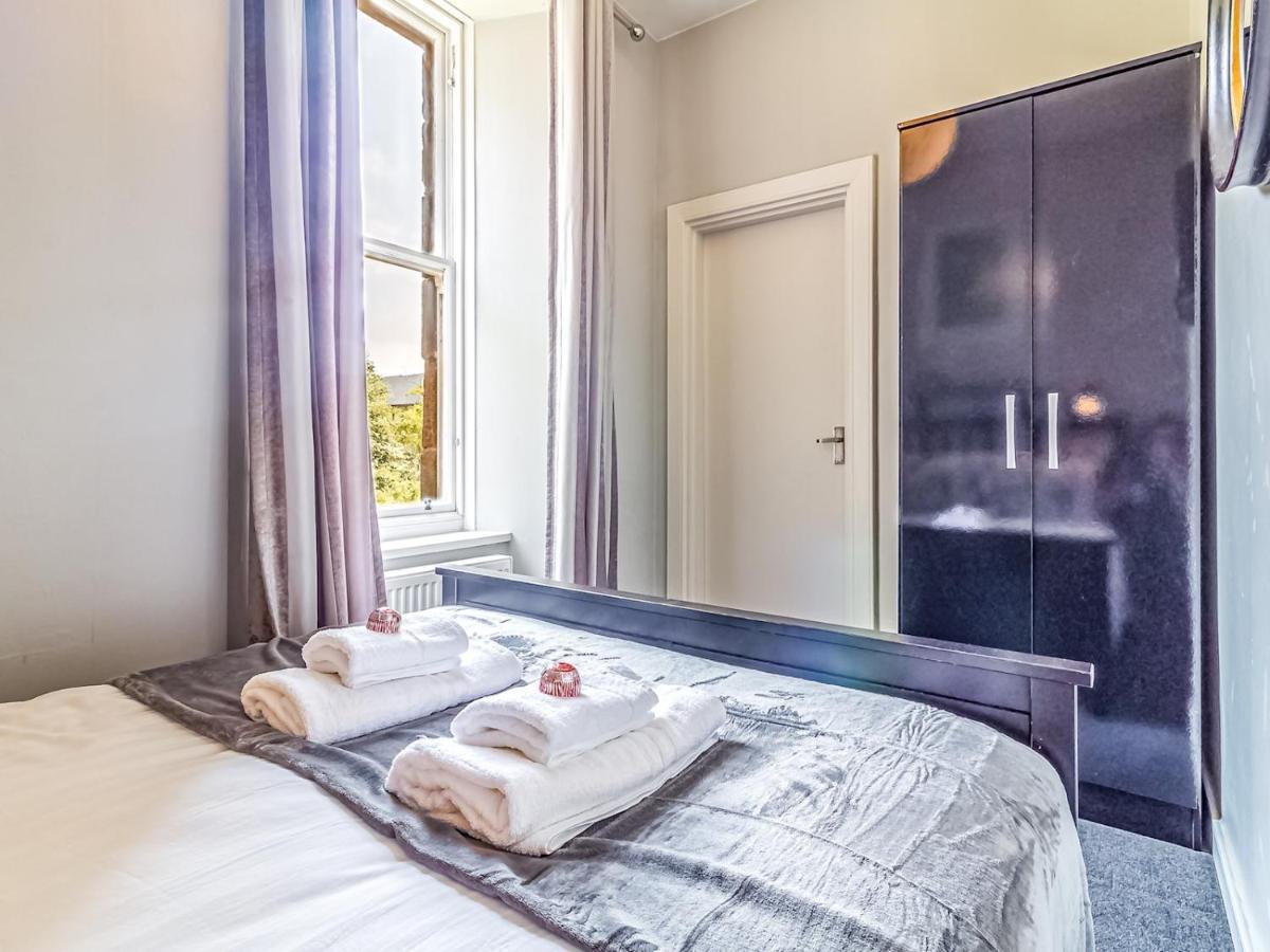 Pass The Keys Spacious And Homely Flat On The Royal Mile Edimburgo Exterior foto
